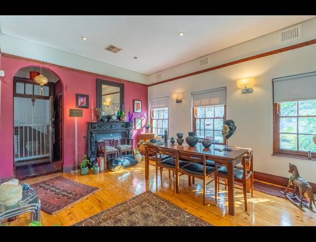 2 BEDROOM APARTMENT FOR SALE IN ESSENWOOD